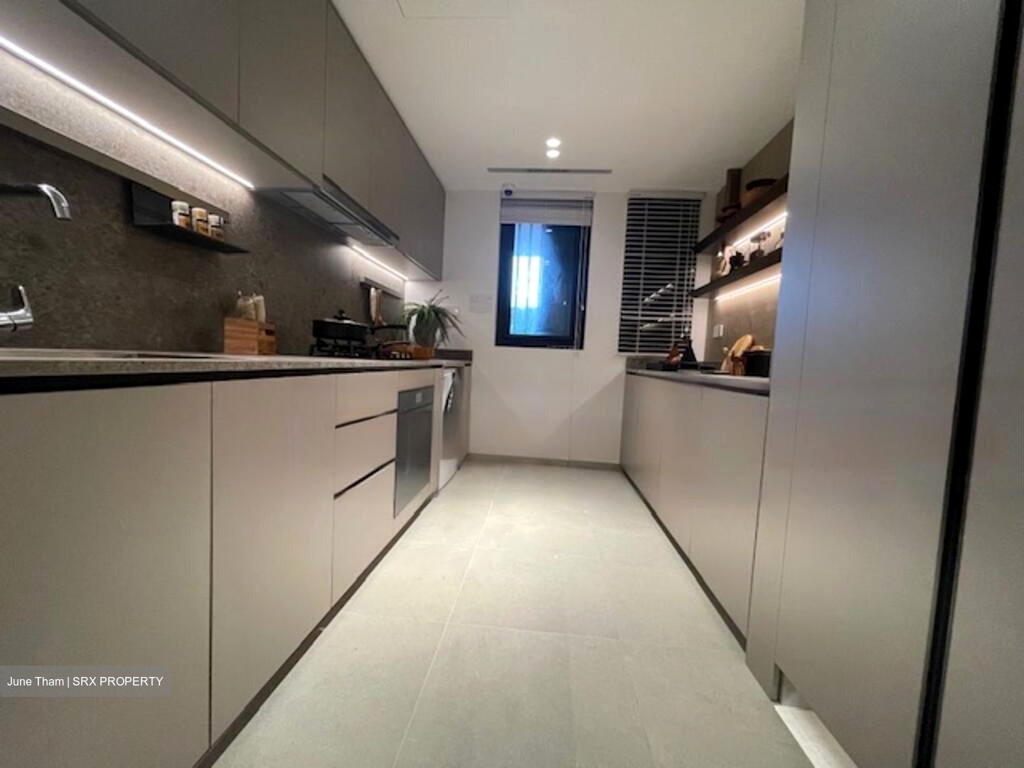 Nava Grove (D21), Condominium #457526021